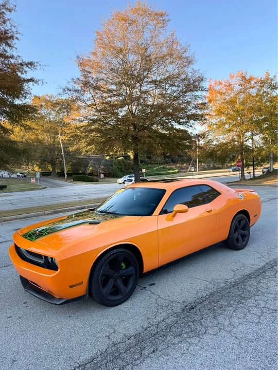 2012 Dodge Challenger 3rd Gen - Image 4 of 15