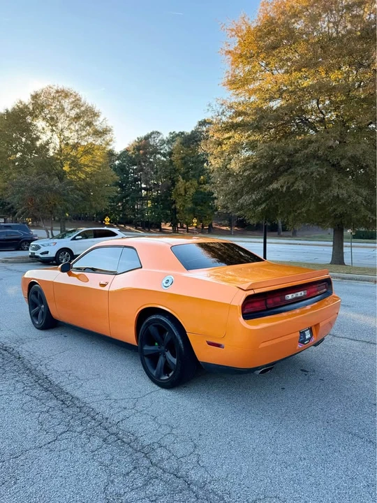 2012 Dodge Challenger 3rd Gen - Image 3 of 15