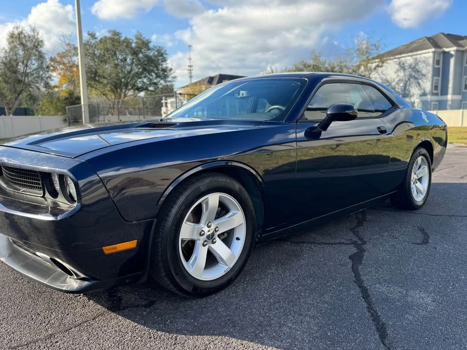 2012 Dodge Challenger 3rd Gen - Image 3 of 12