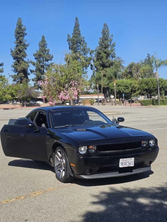 2012 Dodge Challenger 3rd Gen - Image 6 of 20