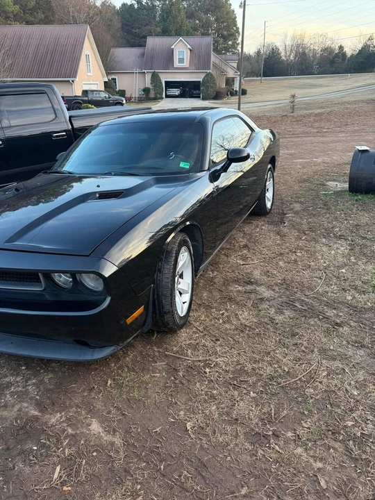 2012 Dodge Challenger 3rd Gen - Image 6 of 10