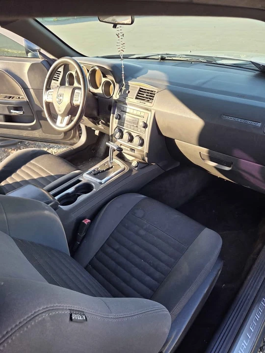 2012 Dodge Challenger 3rd Gen - Image 7 of 9