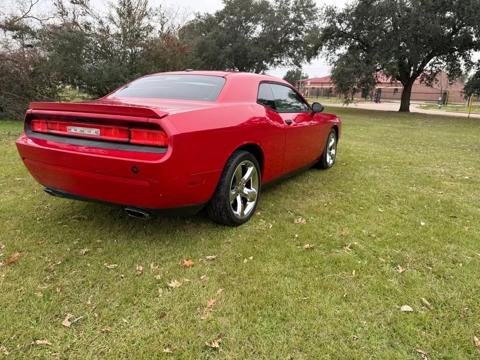 2012 Dodge Challenger 3rd Gen - Image 5 of 15