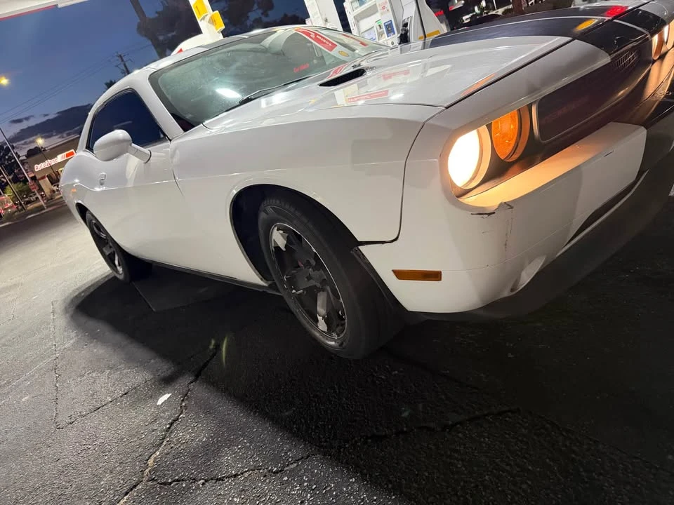 2012 Dodge Challenger 3rd Gen - Image 3 of 5