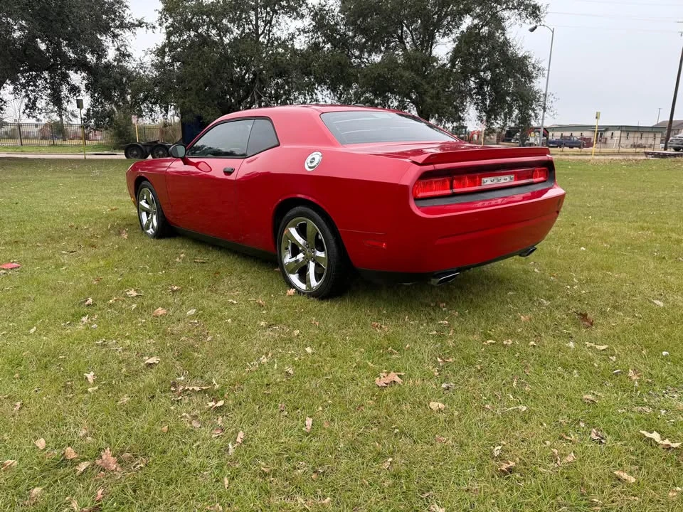 2012 Dodge Challenger 3rd Gen - Image 5 of 16