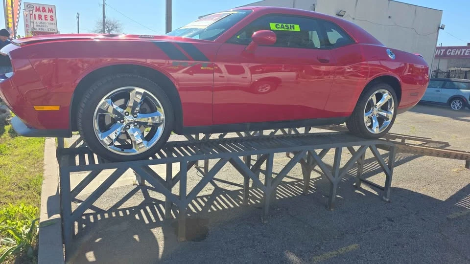 2012 Dodge Challenger 3rd Gen - Image 2 of 4