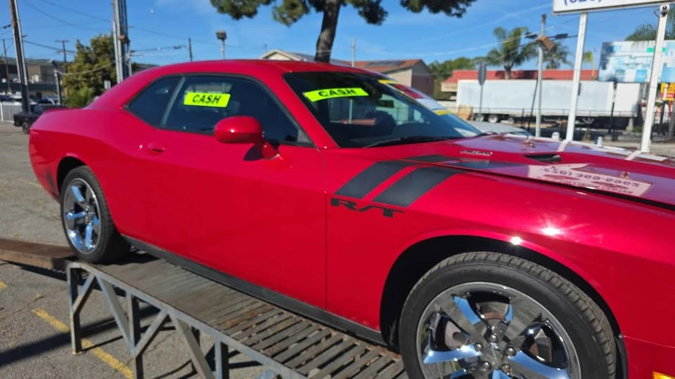 2012 Dodge Challenger 3rd Gen - Image 3 of 4