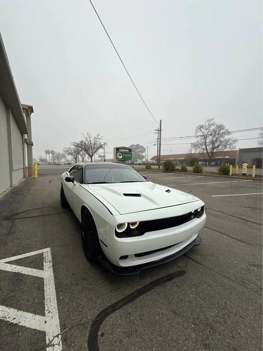 2012 Dodge Challenger 3rd Gen - Image 17 of 18