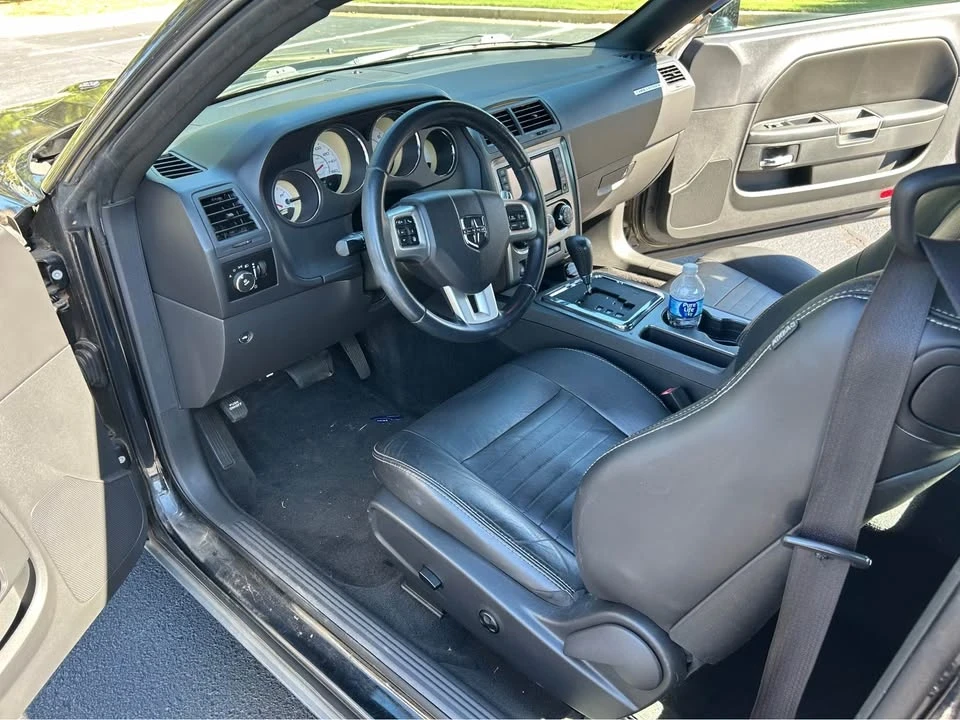 2012 Dodge Challenger 3rd Gen - Image 6 of 7