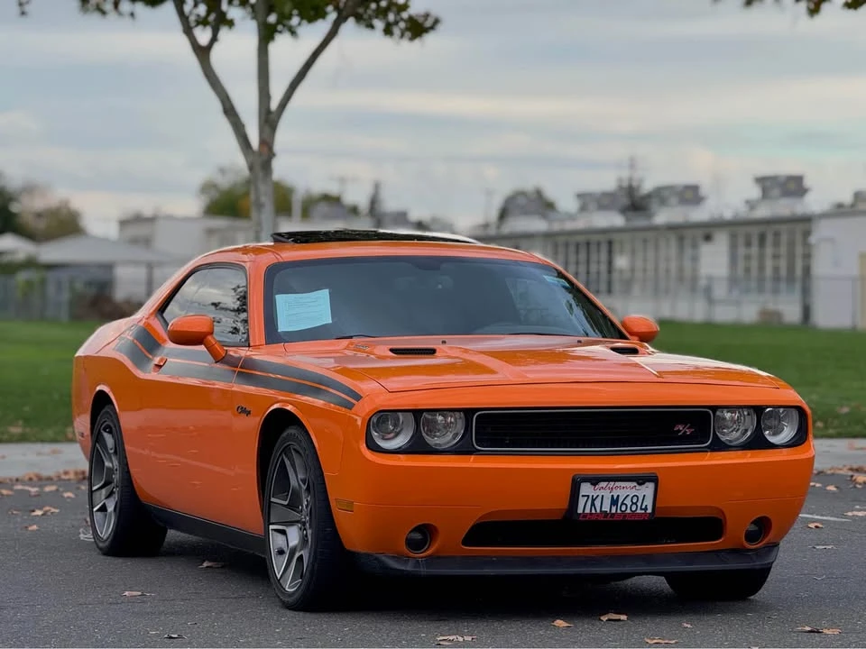2012 Dodge Challenger 3rd Gen - Image 18 of 20