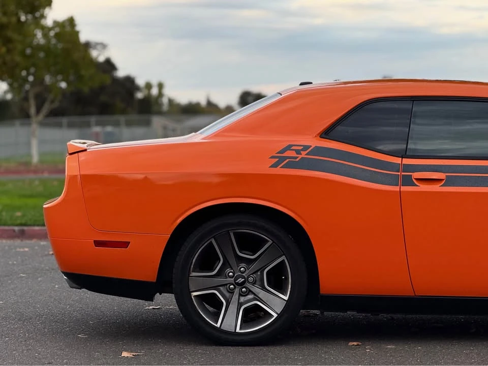 2012 Dodge Challenger 3rd Gen - Image 8 of 19