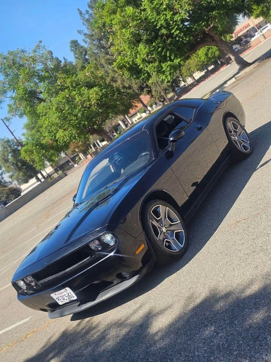 2012 Dodge Challenger 3rd Gen - Image 4 of 17
