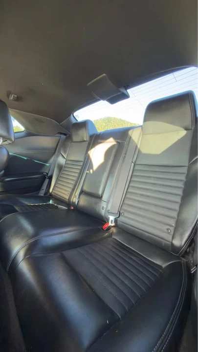 2012 Dodge Challenger 3rd Gen - Image 15 of 17