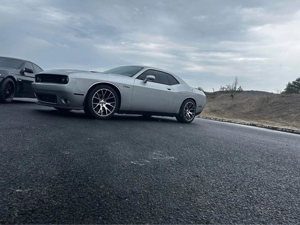 2012 Dodge Challenger 3rd Gen - Image 9 of 12