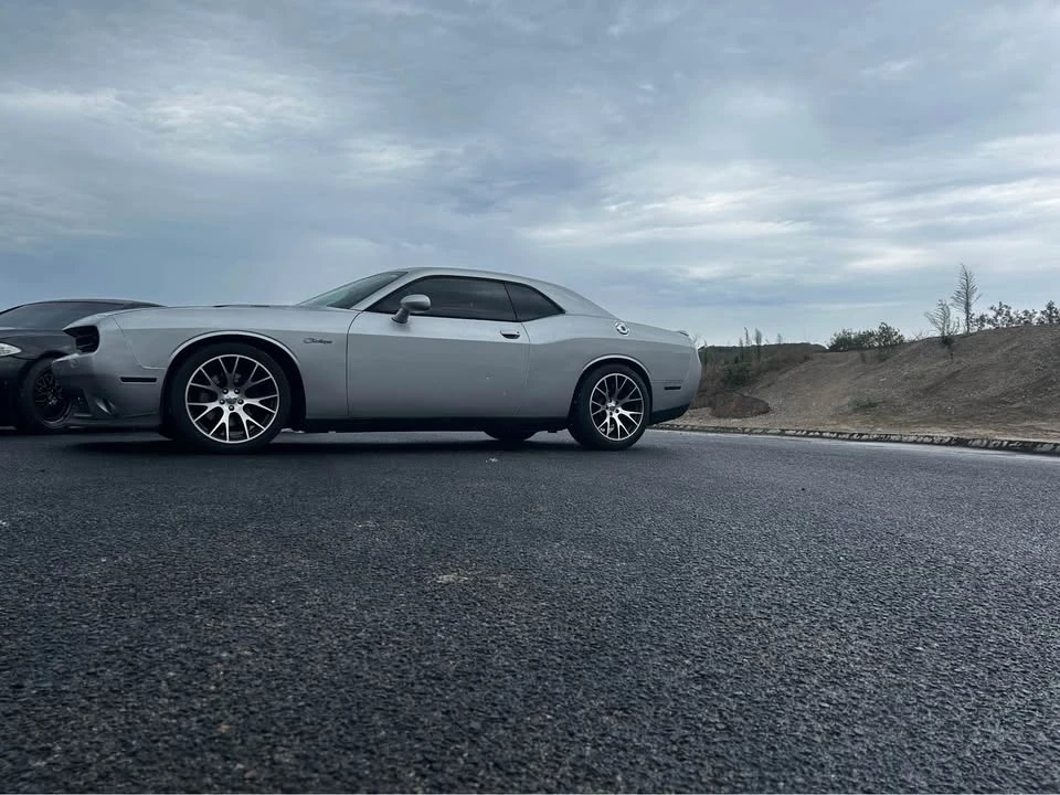 2012 Dodge Challenger 3rd Gen - Image 10 of 12