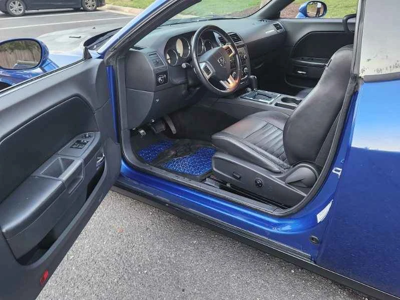 2012 Dodge Challenger 3rd Gen - Image 9 of 14