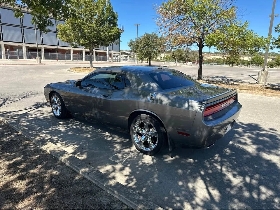 2012 Dodge Challenger 3rd Gen - Image 6 of 10