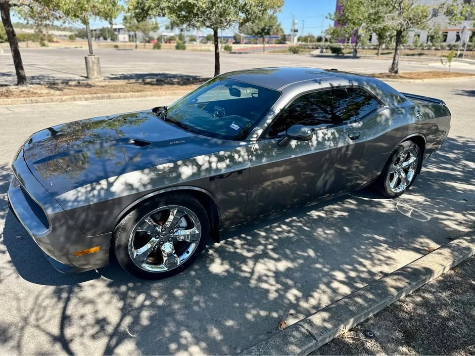 2012 Dodge Challenger 3rd Gen - Image 7 of 10