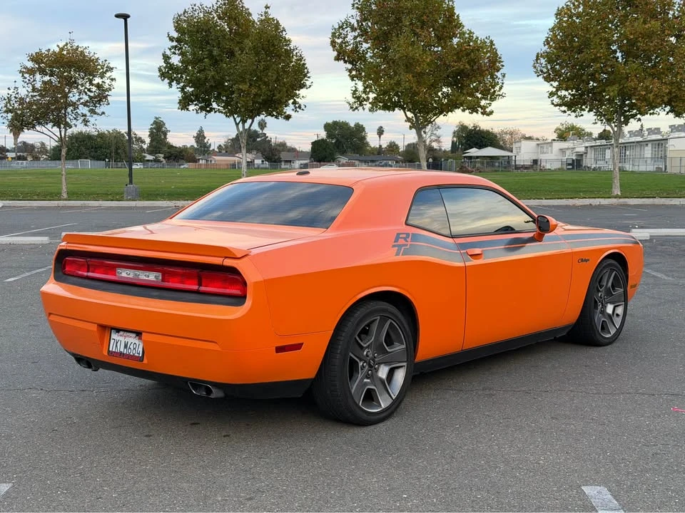 2012 Dodge Challenger 3rd Gen - Image 3 of 11