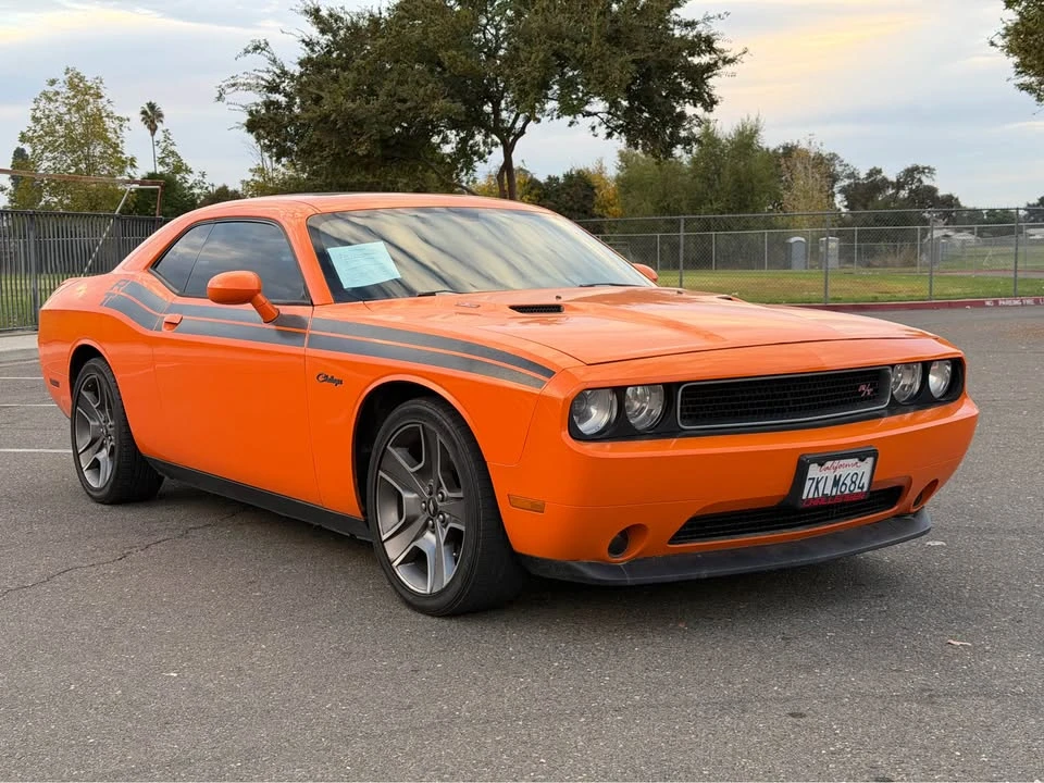 2012 Dodge Challenger 3rd Gen - Image 2 of 11