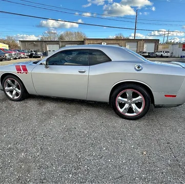 2012 Dodge Challenger R/T Coupe