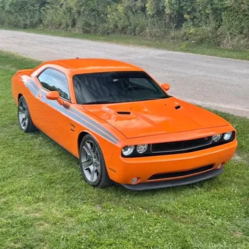 2012 Dodge Challenger R/T Coupe