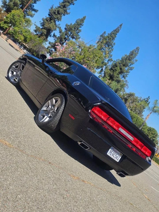 2012 Dodge Challenger 3rd Gen - Image 7 of 17