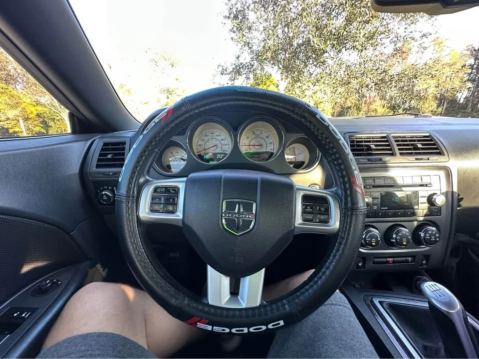 2012 Dodge Challenger 3rd Gen - Image 15 of 20