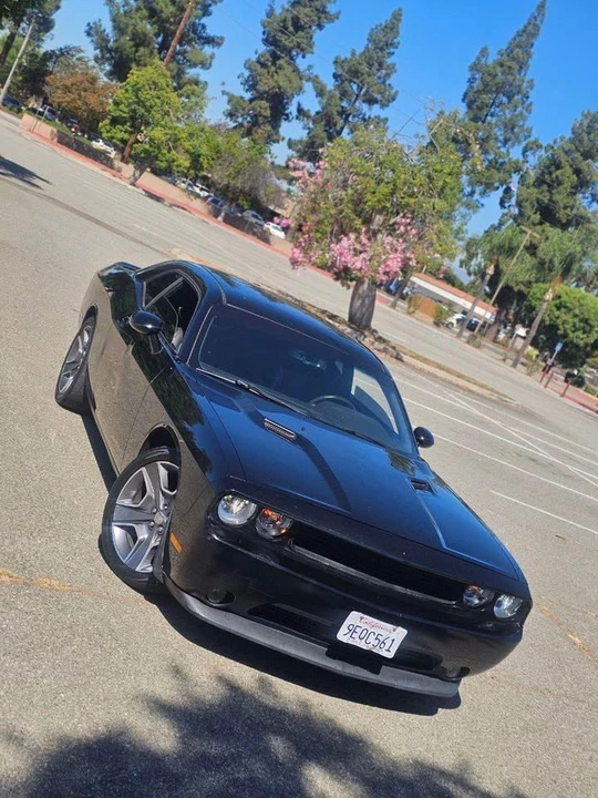 2012 Dodge Challenger 3rd Gen - Image 2 of 17
