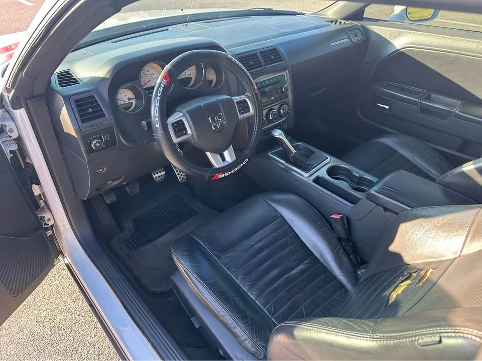 2012 Dodge Challenger 3rd Gen - Image 6 of 20