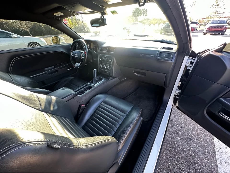 2012 Dodge Challenger 3rd Gen - Image 8 of 20