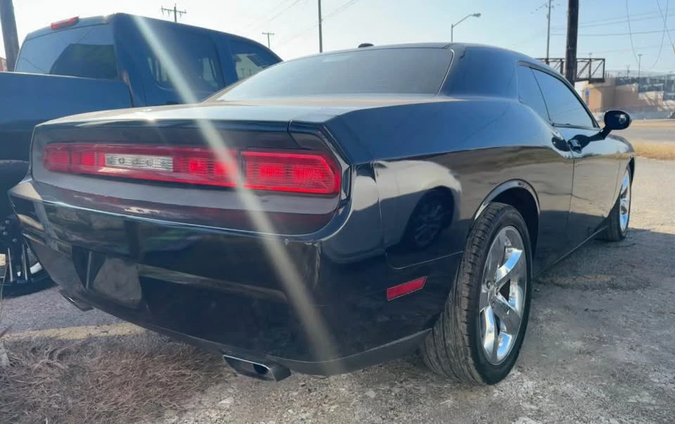 2012 Dodge Challenger 3rd Gen - Image 4 of 5