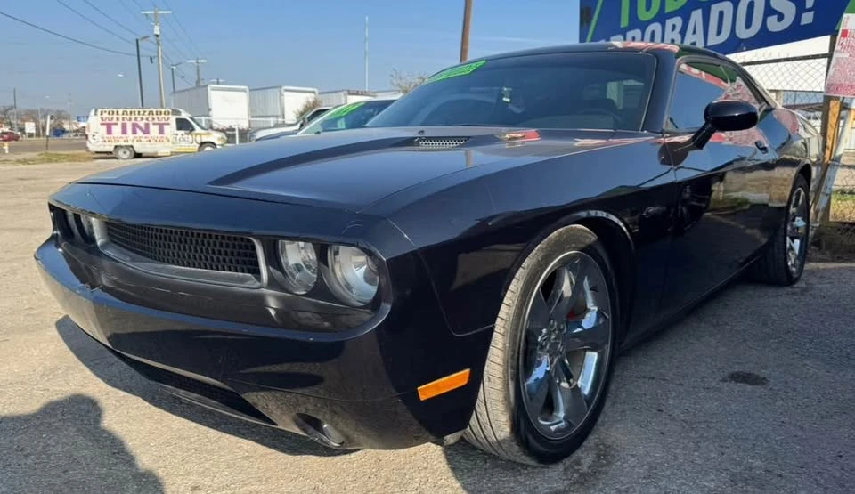 2012 Dodge Challenger 3rd Gen - Image 2 of 5