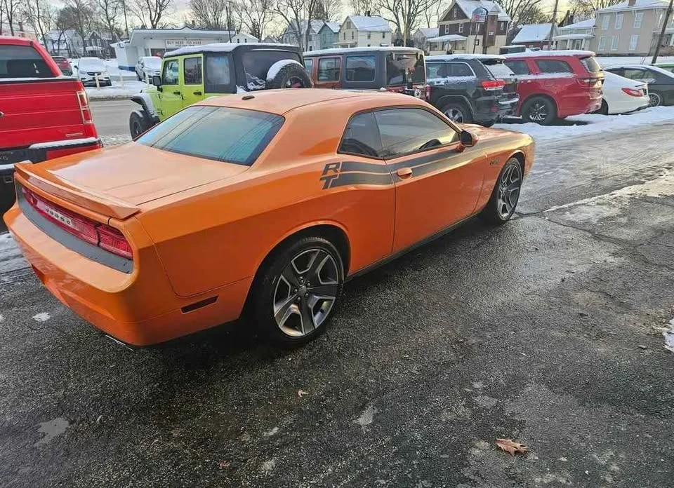 2012 Dodge Challenger 3rd Gen - Image 6 of 8