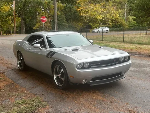 2012 Dodge Challenger R/T Coupe
