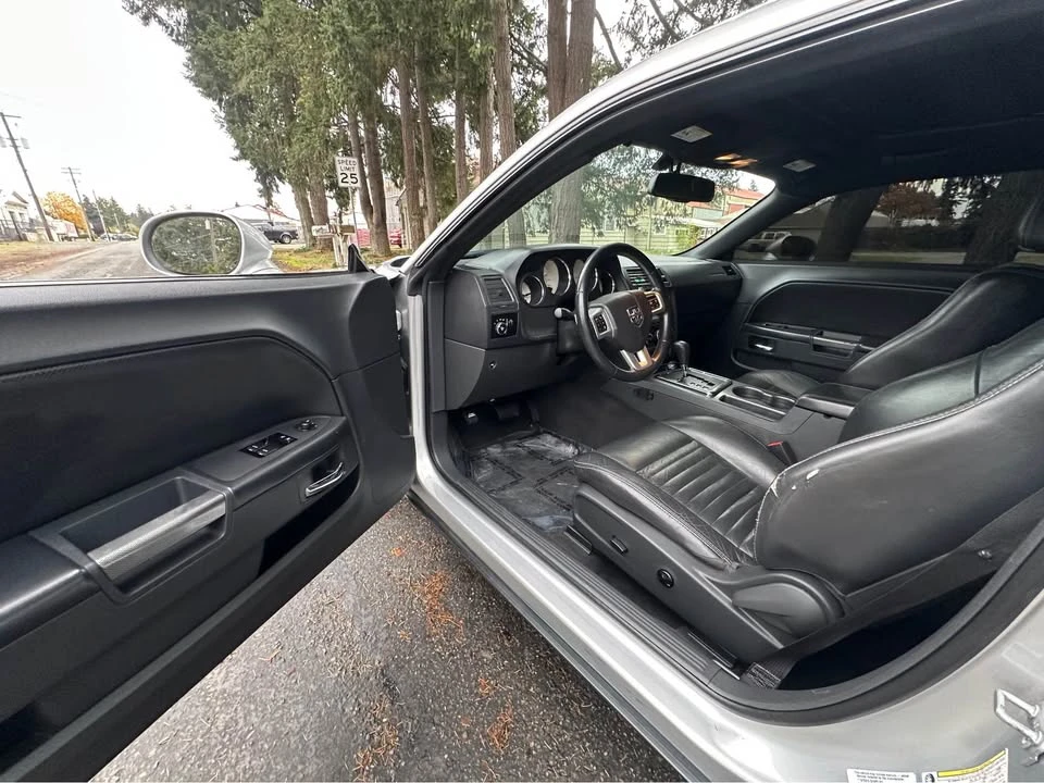2012 Dodge Challenger 3rd Gen - Image 10 of 14