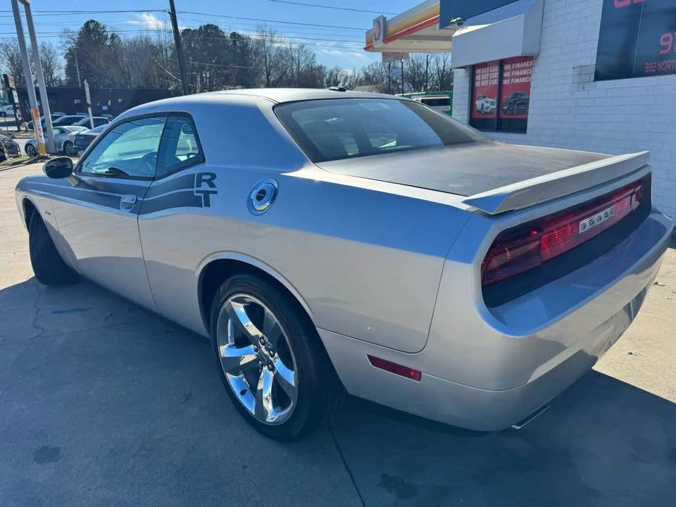2012 Dodge Challenger 3rd Gen - Image 4 of 20