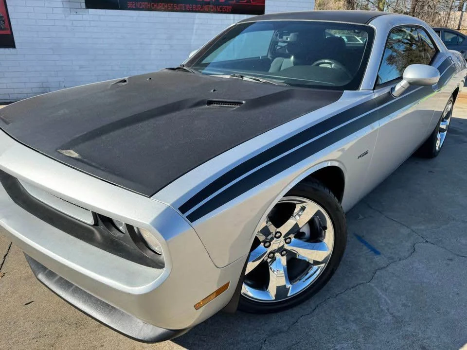 2012 Dodge Challenger 3rd Gen - Image 11 of 20