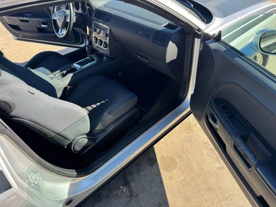 2012 Dodge Challenger 3rd Gen - Image 18 of 20
