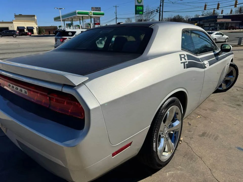 2012 Dodge Challenger 3rd Gen - Image 6 of 20