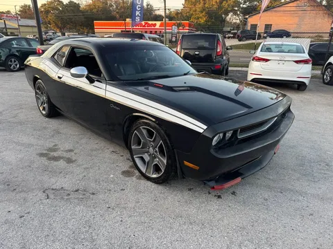 2012 Dodge Challenger R/T Coupe