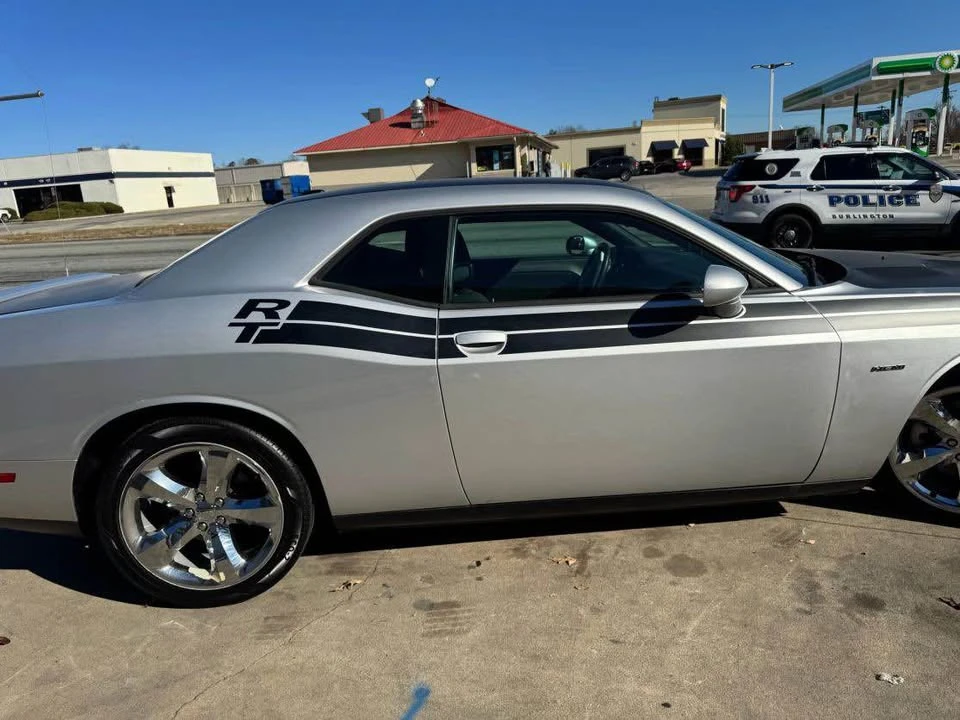 2012 Dodge Challenger 3rd Gen - Image 7 of 20