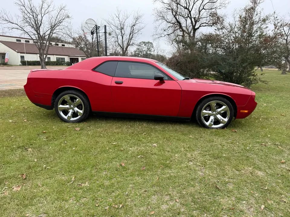 2012 Dodge Challenger 3rd Gen - Image 7 of 8