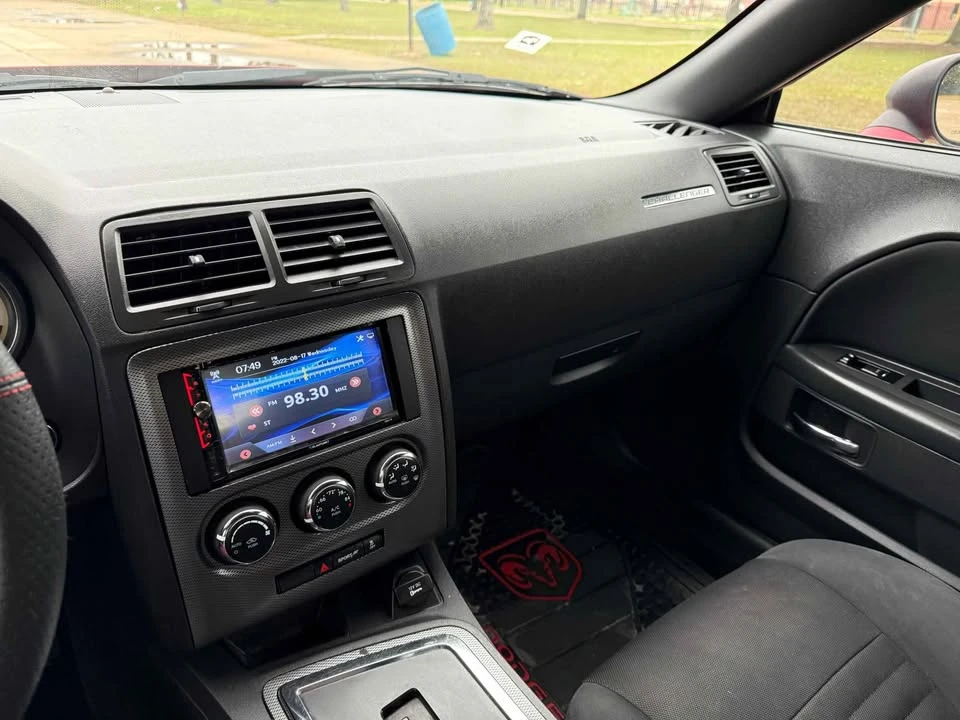 2012 Dodge Challenger 3rd Gen - Image 4 of 8
