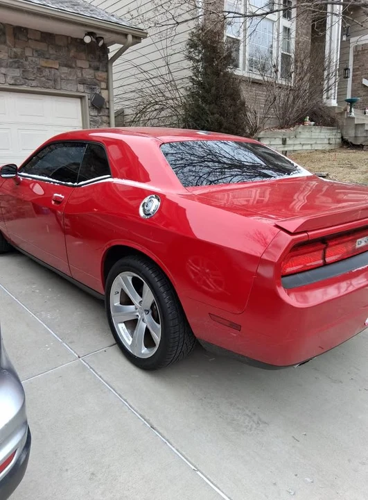 2012 Dodge Challenger 3rd Gen - Image 3 of 8