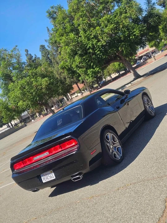 2012 Dodge Challenger 3rd Gen - Image 13 of 20