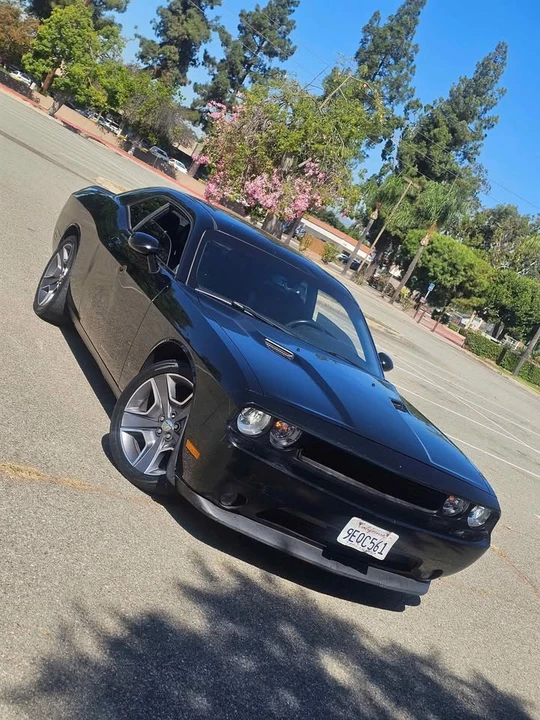 2012 Dodge Challenger 3rd Gen - Image 5 of 20