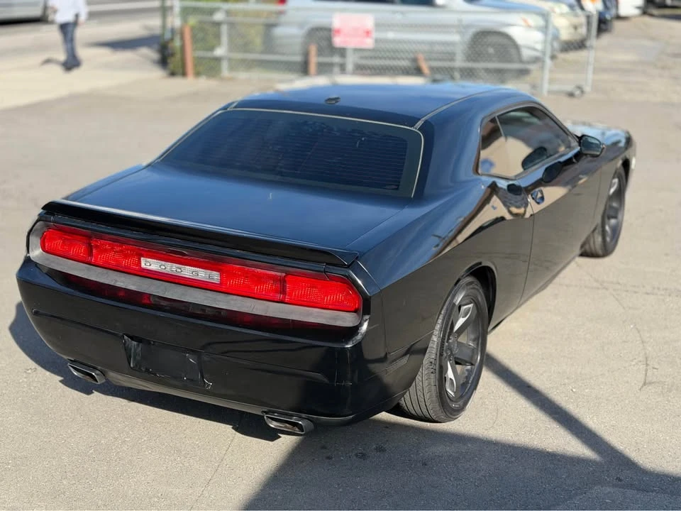 2012 Dodge Challenger 3rd Gen - Image 8 of 20