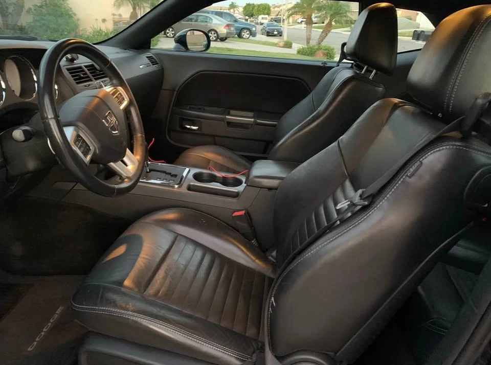 2012 Dodge Challenger 3rd Gen - Image 6 of 7