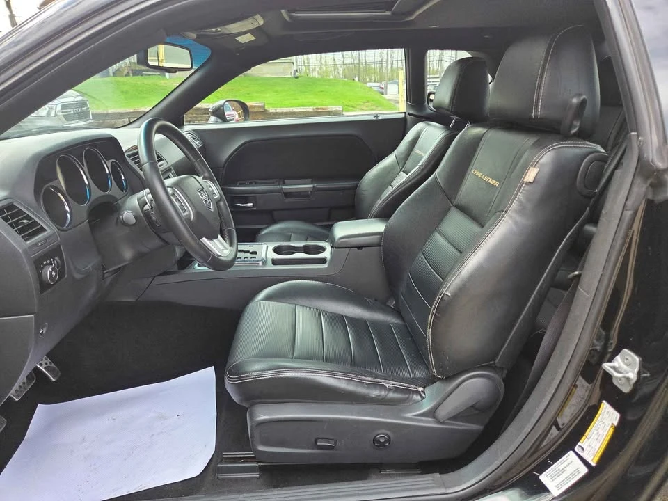 2012 Dodge Challenger 3rd Gen - Image 9 of 11